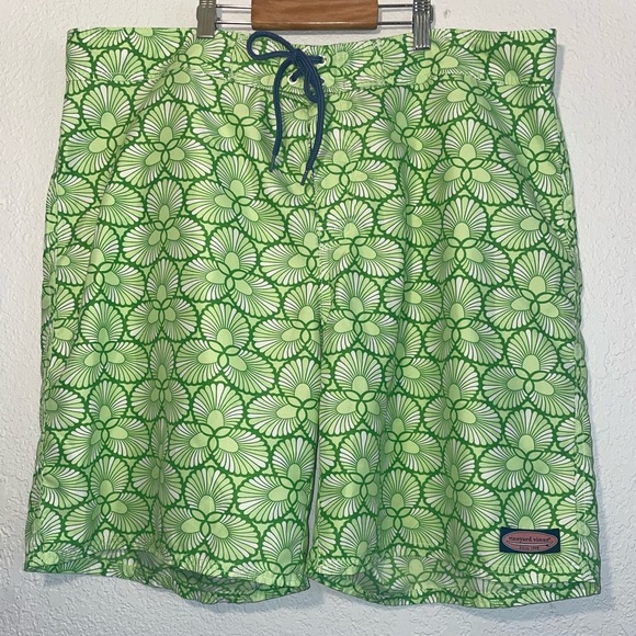 Vineyard Vines Other - Vineyard Vines Men’s Summer/Beach/Sea/Surf/Swim Trunks/ Board Shorts size 38